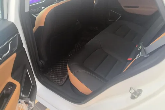 Geely Emgrand GL