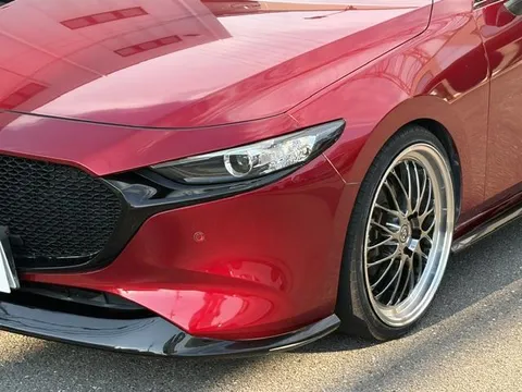 Mazda MAZDA3 Fastback