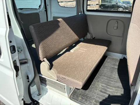 Mitsubishi Minicab Van