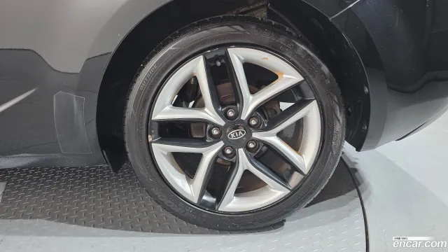 Kia Cerato (Forte)