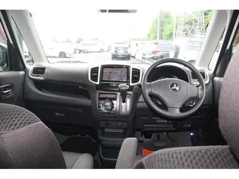 Mitsubishi Delica D:2