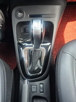 Renault QM3