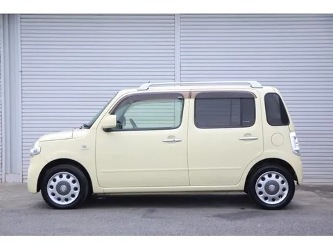 Daihatsu Mira Cocoa