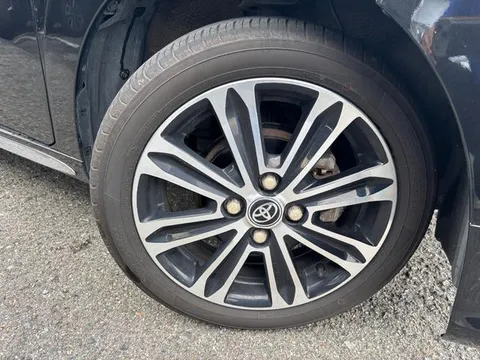 Toyota Pixis Joy