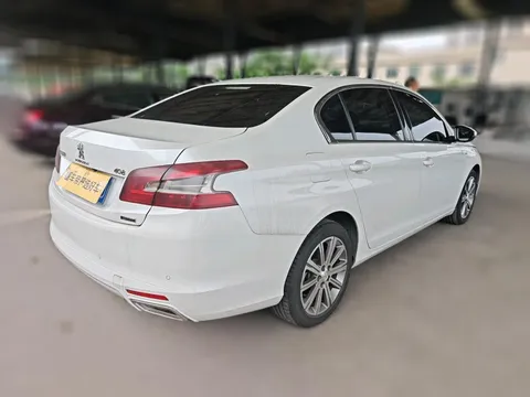 Peugeot 408