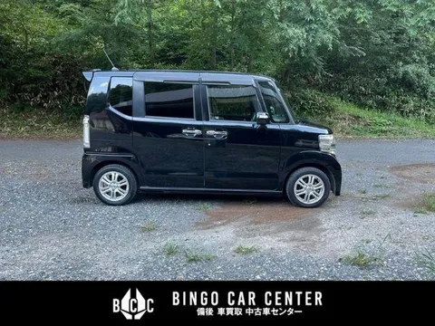 Honda N-BOX Custom