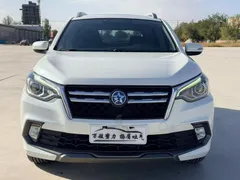Venucia T70