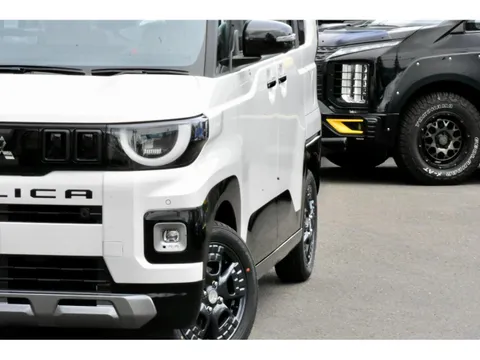 Mitsubishi Delica Mini