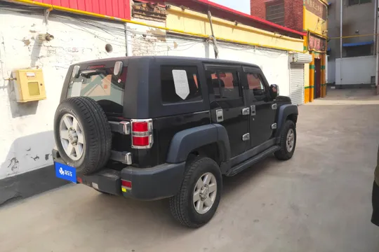BAIC BJ40
