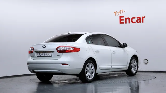 Renault SM3