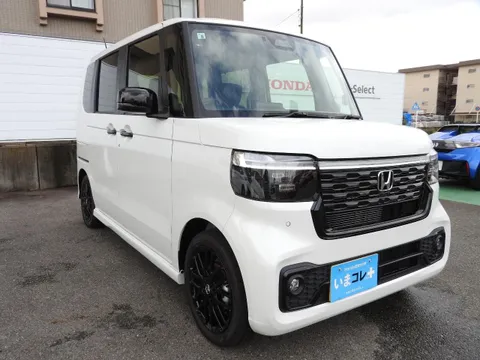 Honda N-BOX Custom