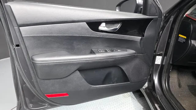 Kia Cerato (K3)