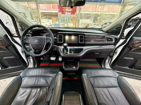 Honda Elysion