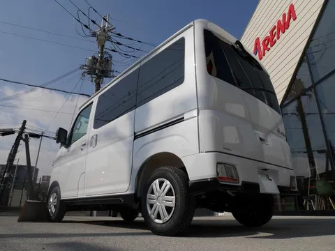 Daihatsu Atrai