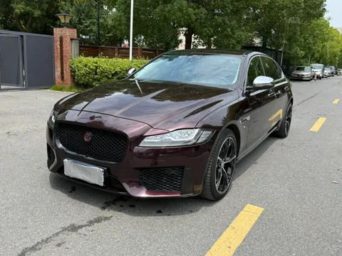 Jaguar XFL