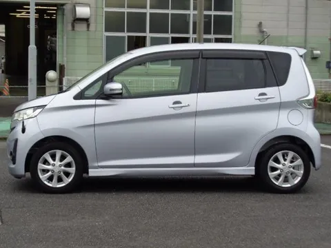 Mitsubishi eK Custom