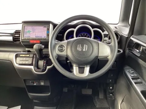 Honda N-BOX Plus Custom