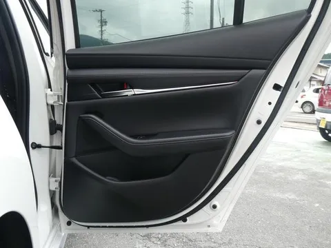 Mazda MAZDA3 Sedan