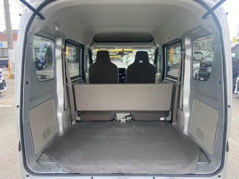 Nissan Clipper