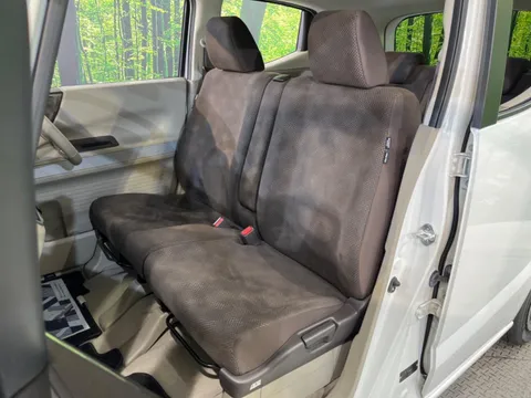 Honda N-BOX Slash
