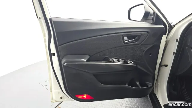 SsangYong Tivoli XLV (Tivoli Air)