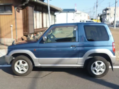 Mitsubishi Pajero Mini