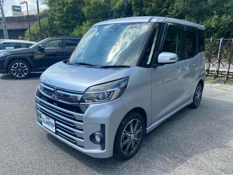 Mitsubishi eK Space Custom
