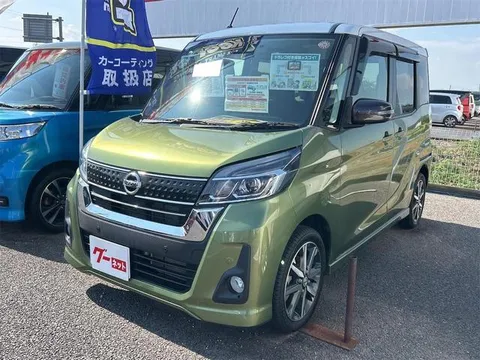 Nissan Dayz Roox