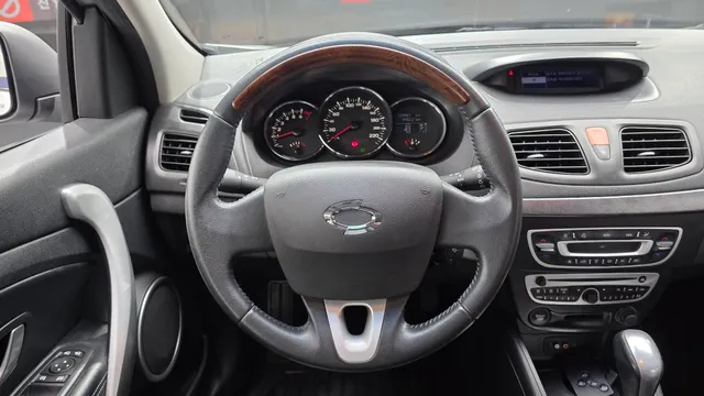 Renault SM3
