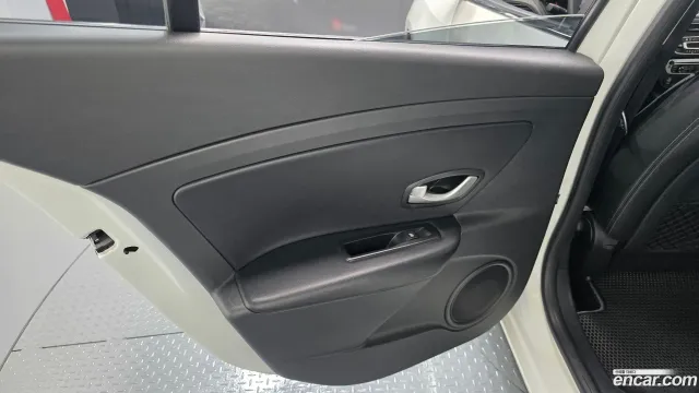Renault SM3