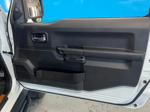 Suzuki Jimny Sierra