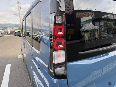 Mitsubishi Delica Mini