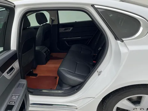 Jaguar XFL