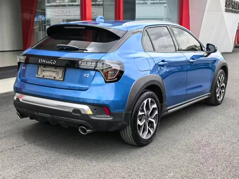 Lynk & Co Lynk & Co 02