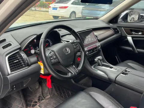 Honda Avancier