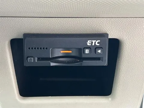 Subaru Lucra