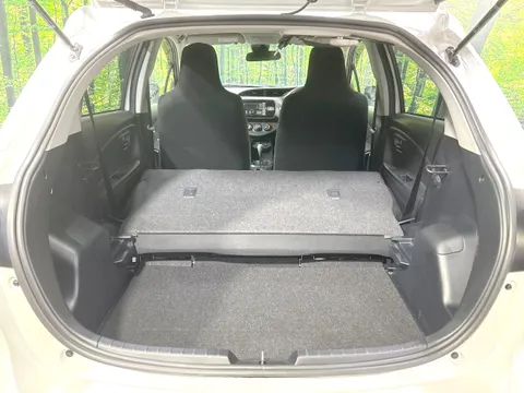 Toyota Yaris (Vitz)