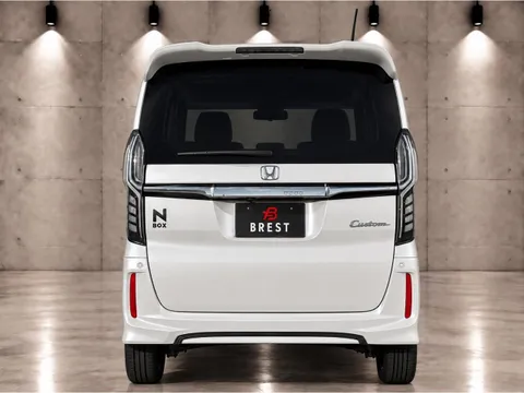 Honda N-BOX Custom