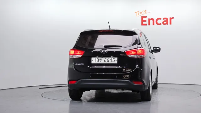 Kia Carens