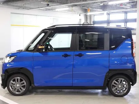 Mitsubishi Delica Mini