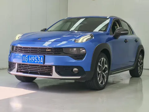 Lynk & Co 02
