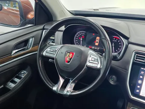 Roewe RX8