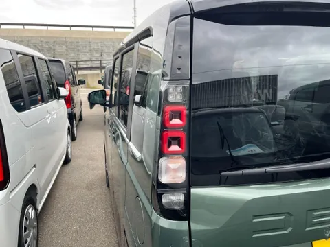 Mitsubishi Delica Mini