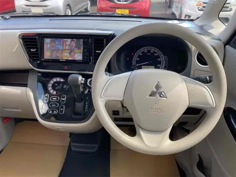 Mitsubishi eK Space