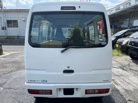 Mitsubishi Minicab Van