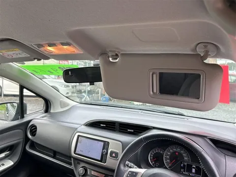 Toyota Yaris (Vitz)