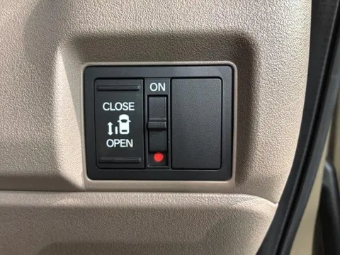 Honda N-BOX Joy