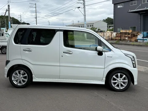 Suzuki Wagon R Stingray