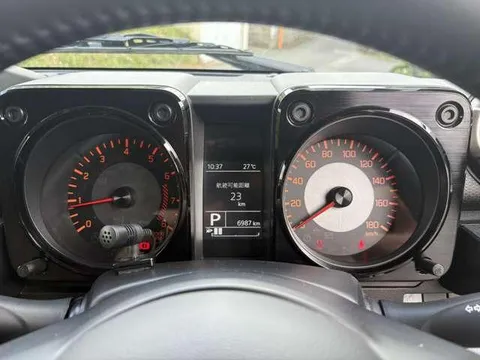 Suzuki Jimny Nomade