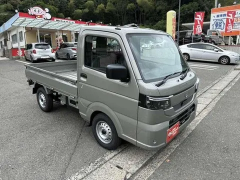 Nissan Clipper Truck